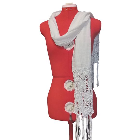 Beautiful Feminine Bright White Scarf With Delicate Lace And Fringe Detail - Picture 1 of 4
